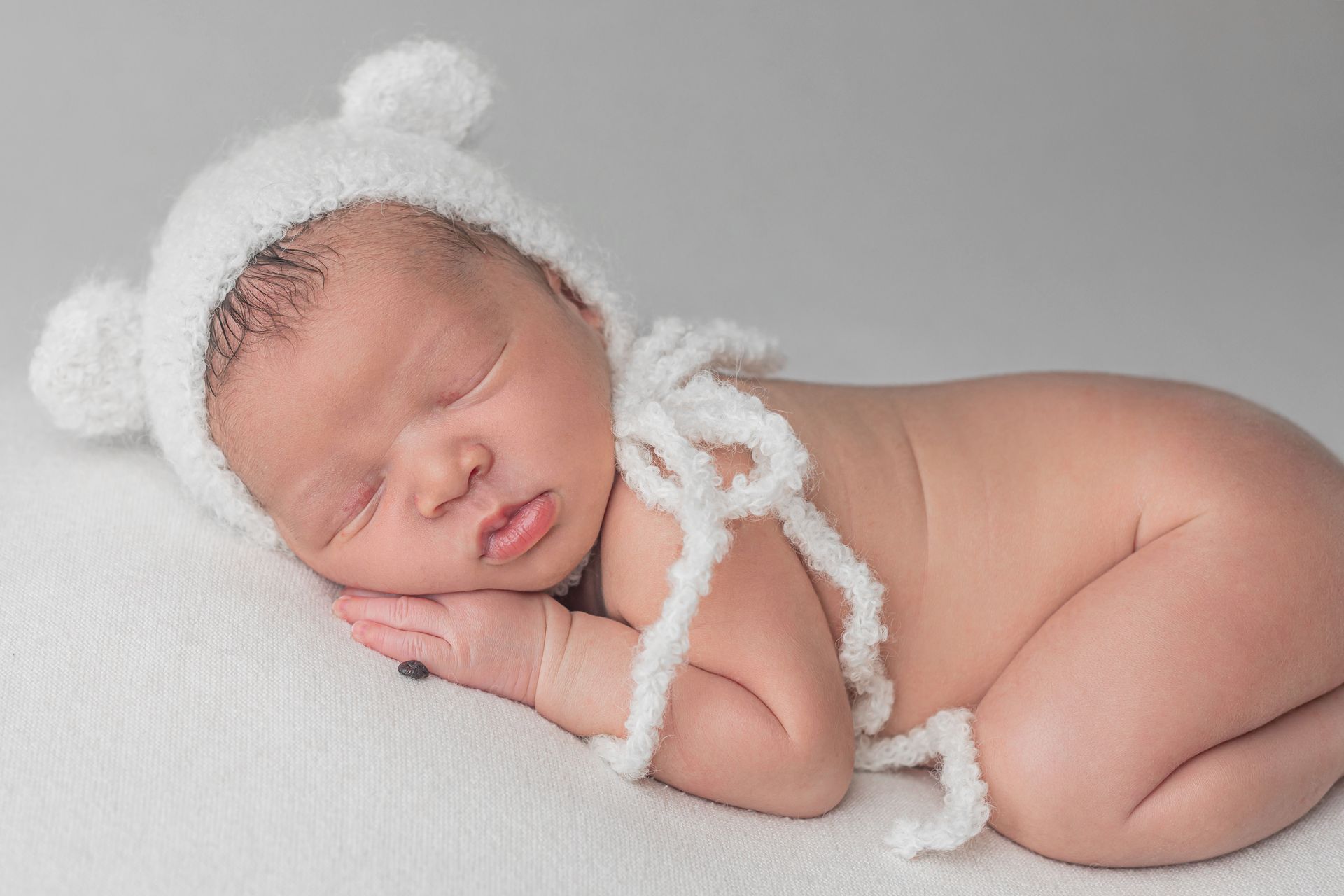seance photo naissance saint-etienne centre ville avec livre photo