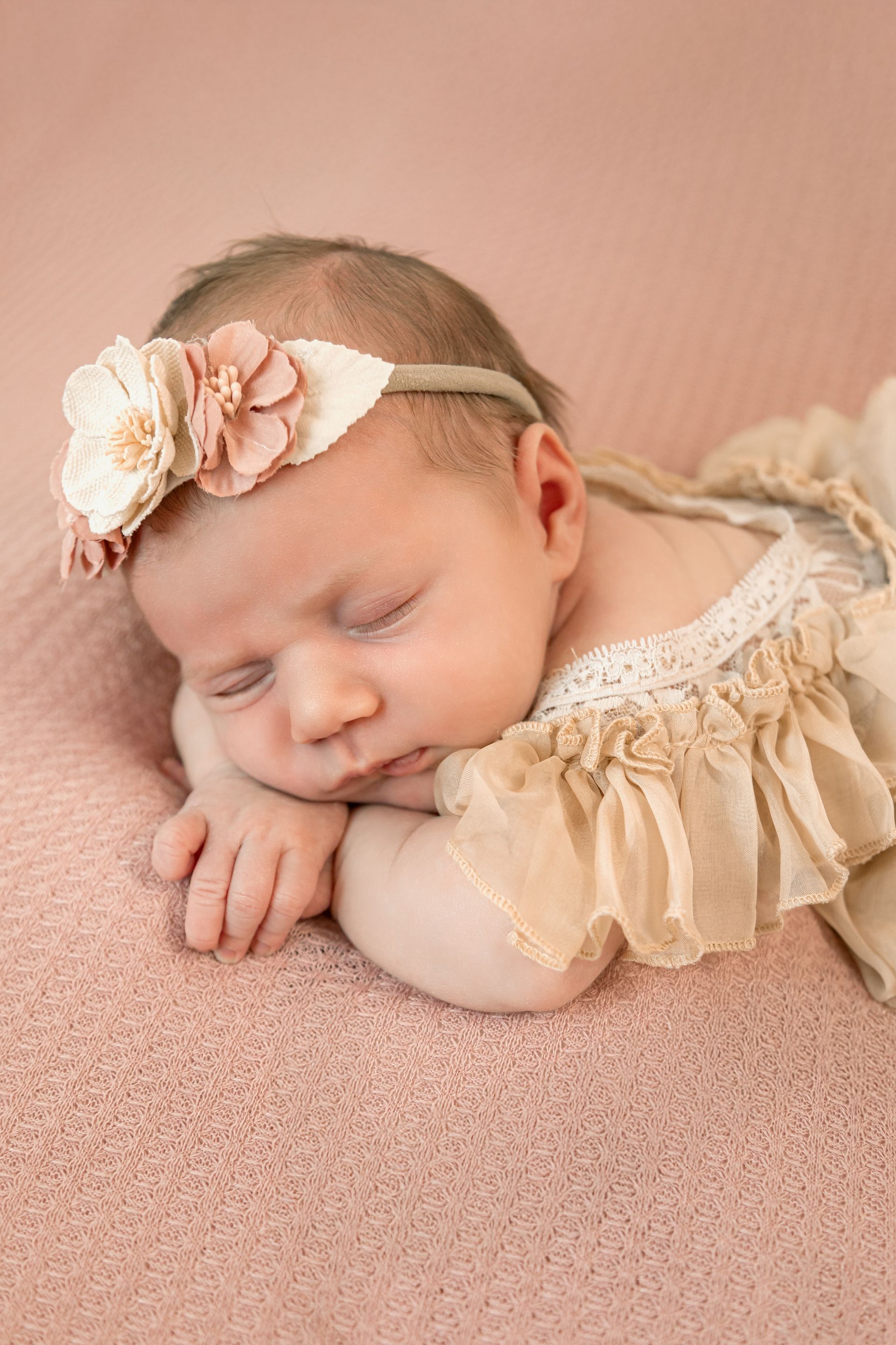 seance-photo-nouveau-né-saint-etienne