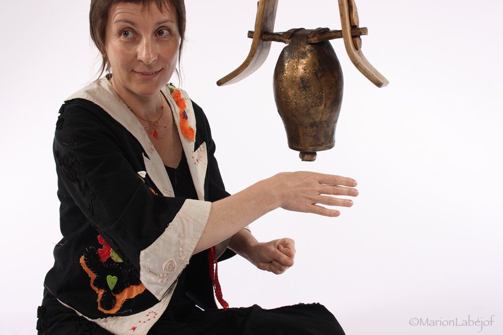 Anne Lopez, artiste conteuse, spectacle contes public familial