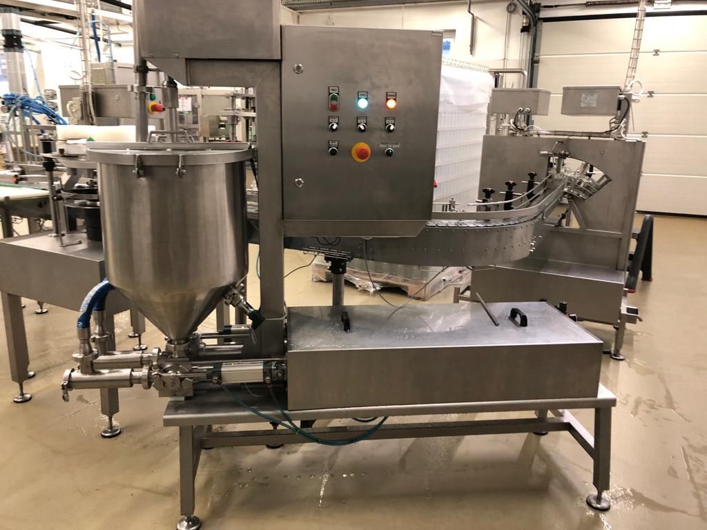 Zweikolben-Dosierer Pesto
Zweikolben- Dosiererstation - Dosieranlage - Abfüllanlage - Abfüllmaschine Fertigprodukte - Abfülltechnik - Maschinenbau