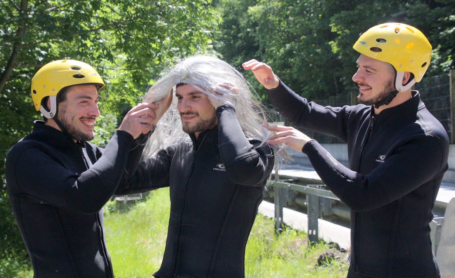 Discesa rafting per sorprendere lo sposo!