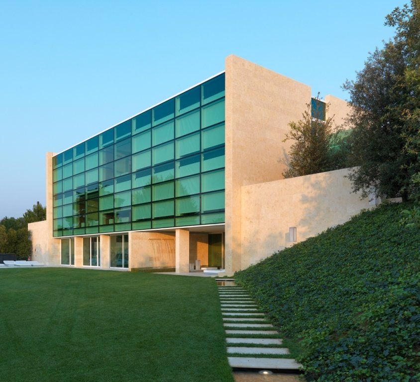 Colzani hotel - Lecco. Design Molteni & Associati