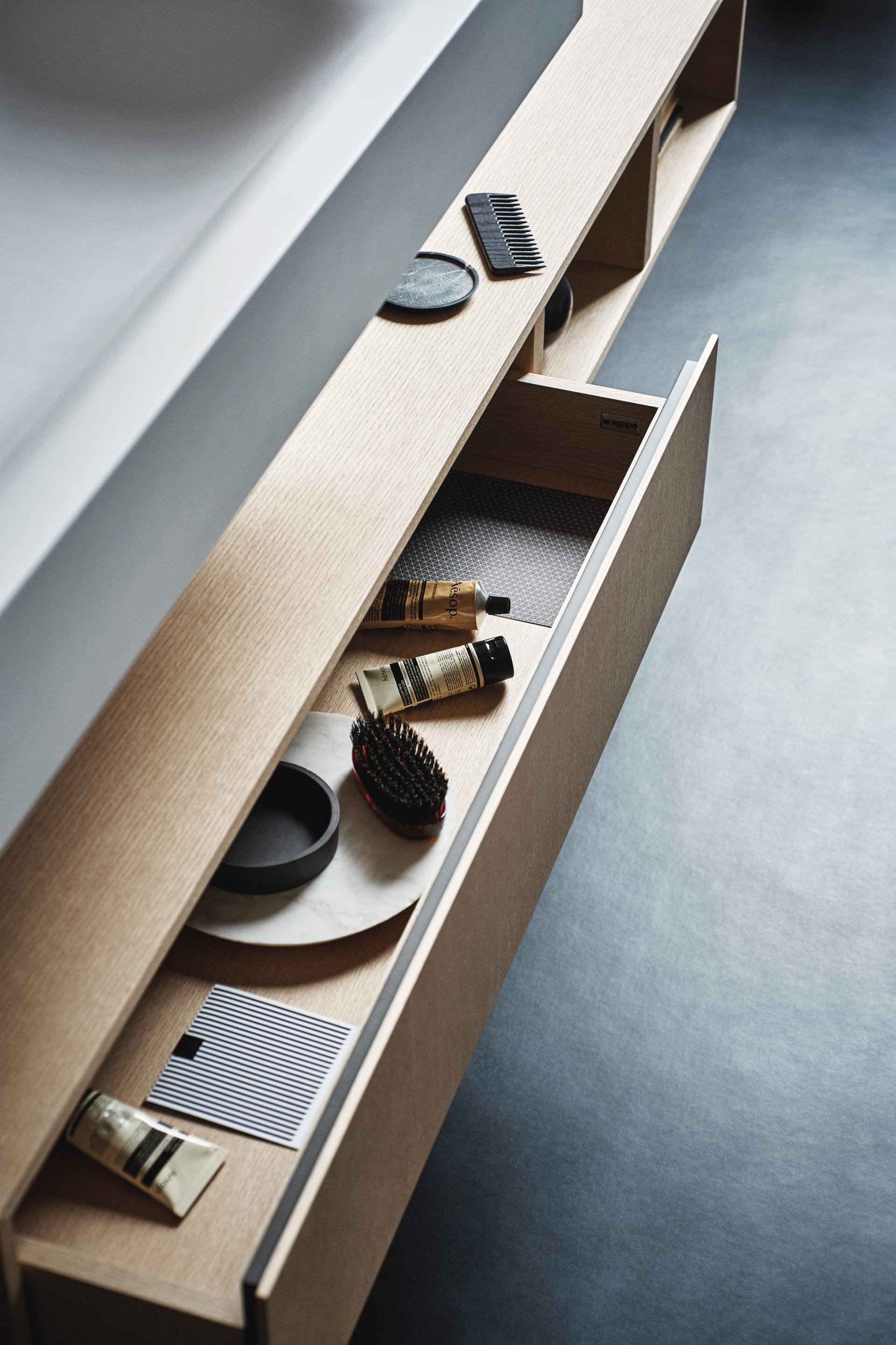 Storage units Storage units