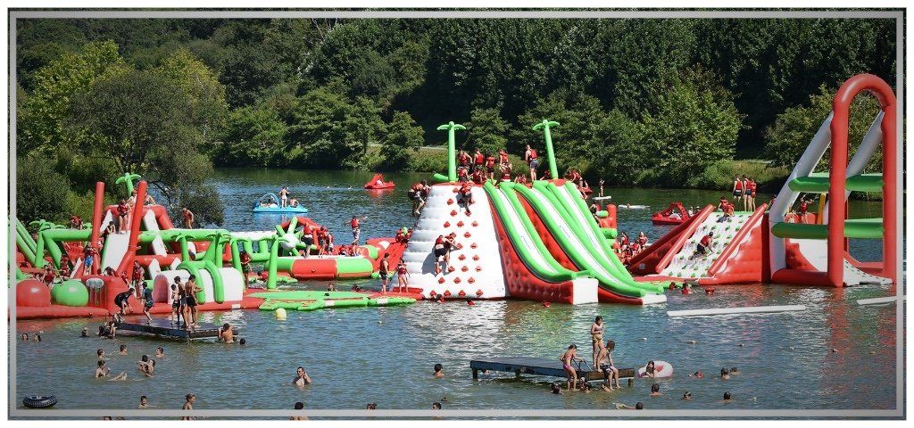 Aquazone St Pee sur Nivelle aquazone parc aquatique gonflable flottant