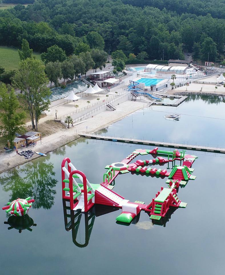 aquazone parc aquatique gonflable