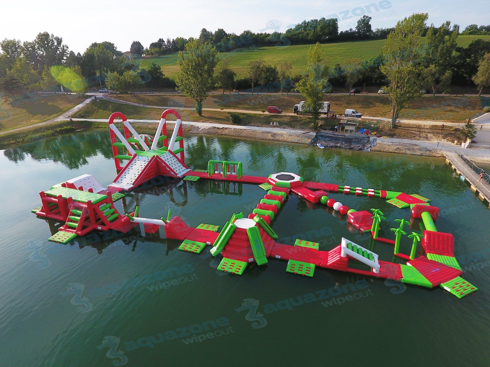 aquazone parc aquatique gonflable