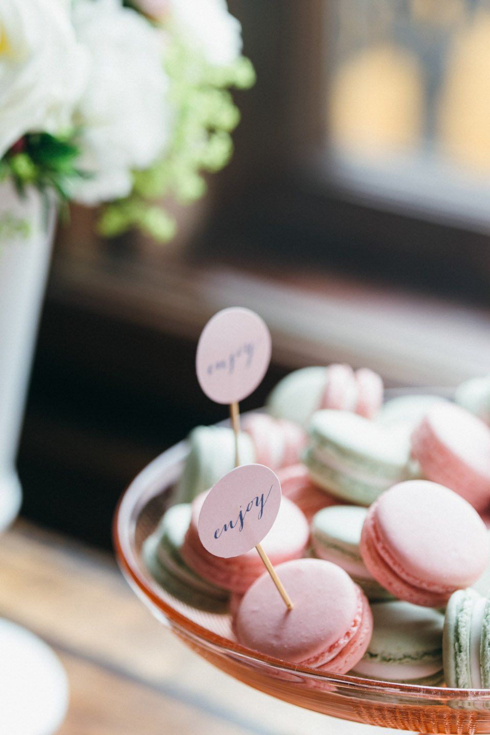 vergoldete Macarons