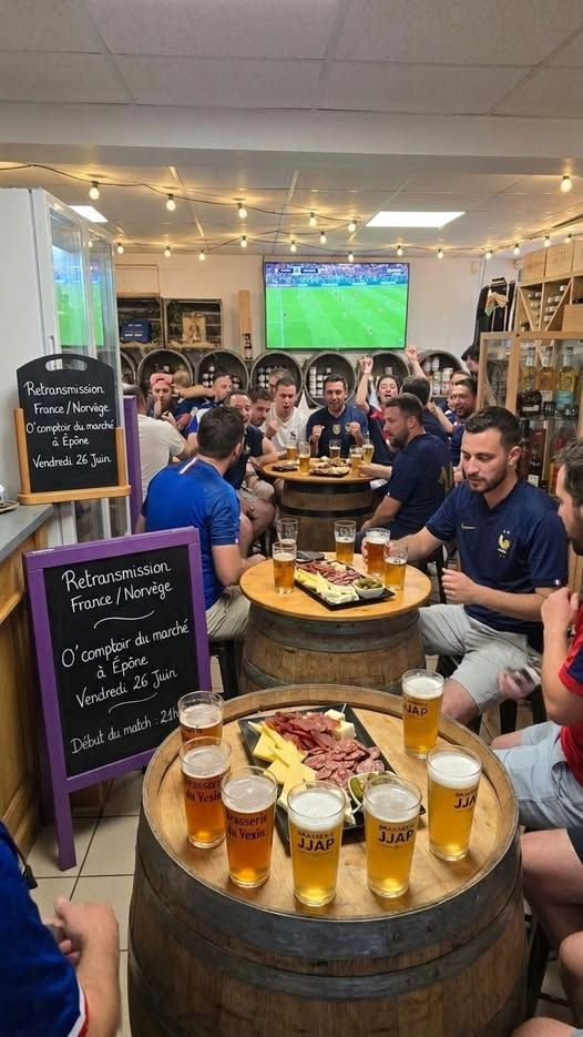 Coupe du Monde 2026 – 1er match de l’Équipe de France à O’Comptoir du Marché Assiettes charcuterie & fromage à réserver 1er match de l’Équipe de France – Coupe du Monde 2026 • O’Comptoir du Marché, 2 Place du Marché (78680 Épône) • Assiettes charcuterie & fromage à réserver.