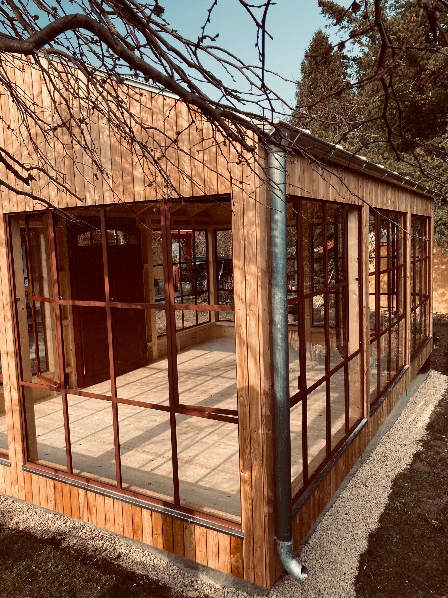 Orangerie mit offener Holz-Stahl-Konstruktion - Standort Rosenheim