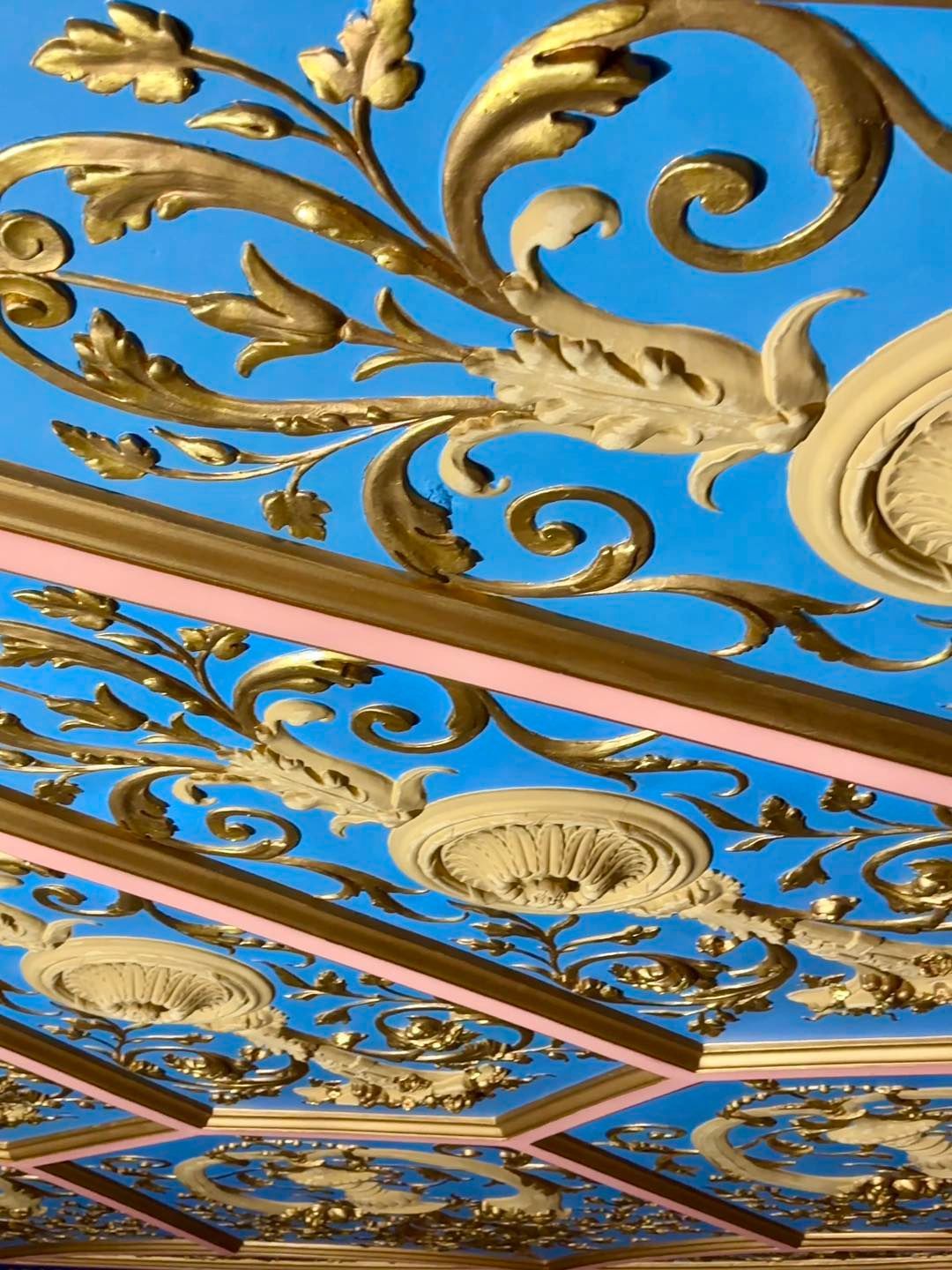 decorating the lyceum theatre edinburgh borthwick decorators 3