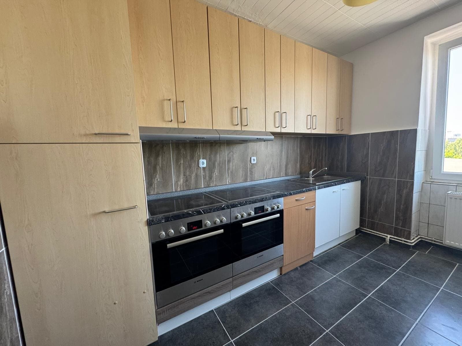 Küche - Herde und Schränke