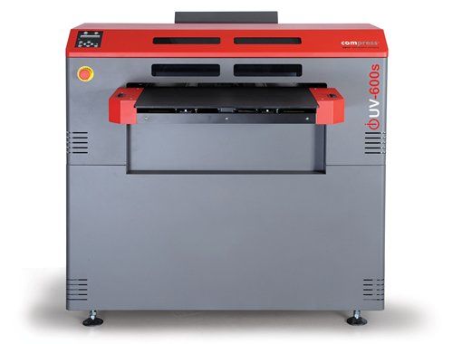 Compress i600, der ideale UV-Drucker für Werbemittel wie Feuerzeuge, Parkuhren oder Maßstäbe und zum Drucken von Braille Schrift Compress i600 Werbemittel Drucker