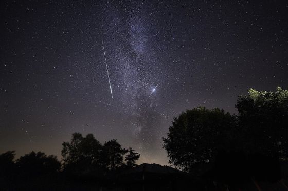 Magical Night 'Awe-Walk' to see the Geminids Meteor Shower | Kilburn White Horse | North York Moors National Park | North Yorkshire | Adventures for the Soul
(c) Norman Russ Photography