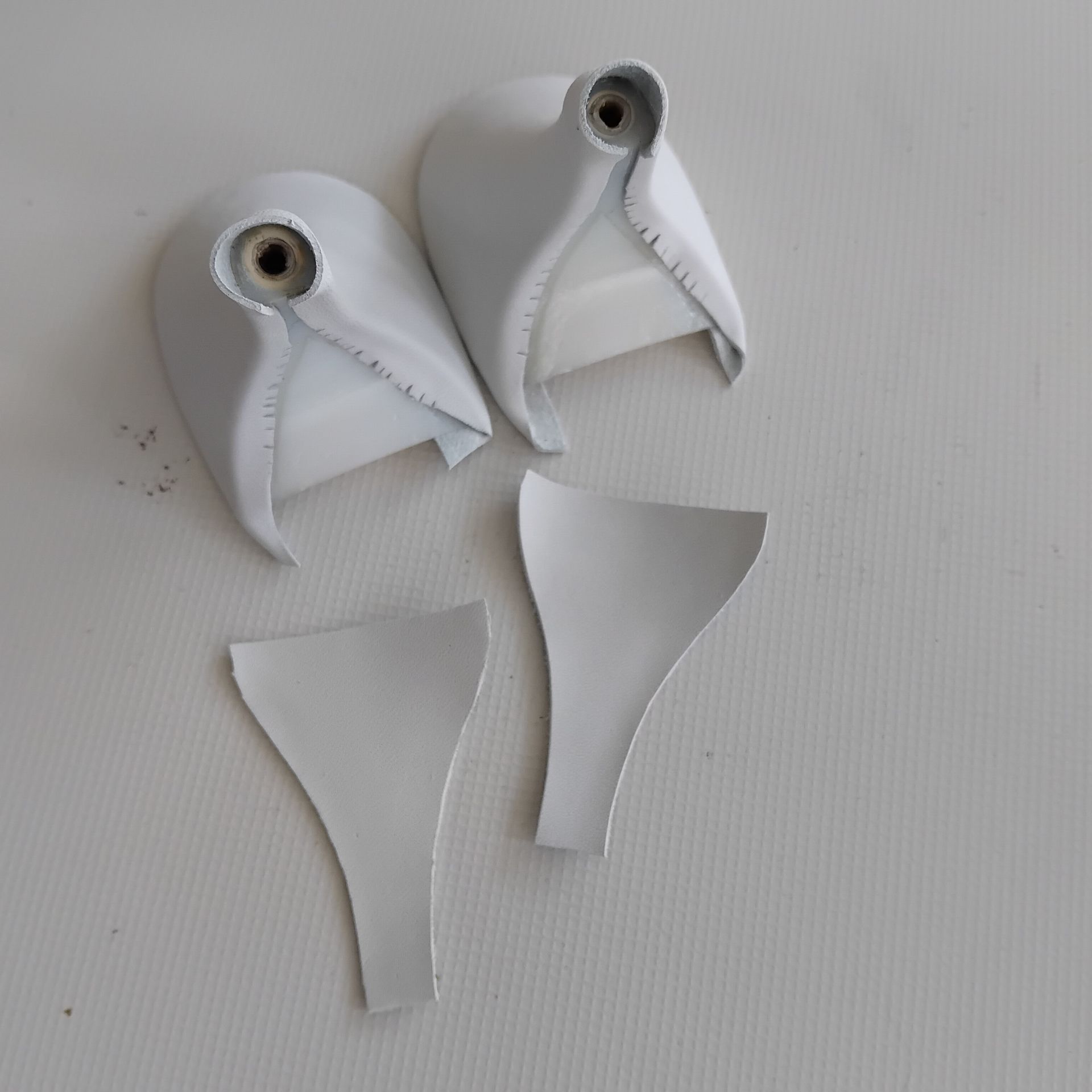 Absätze werden mit Leder bezogen-Zarini deutsche Schuhmanufaktur