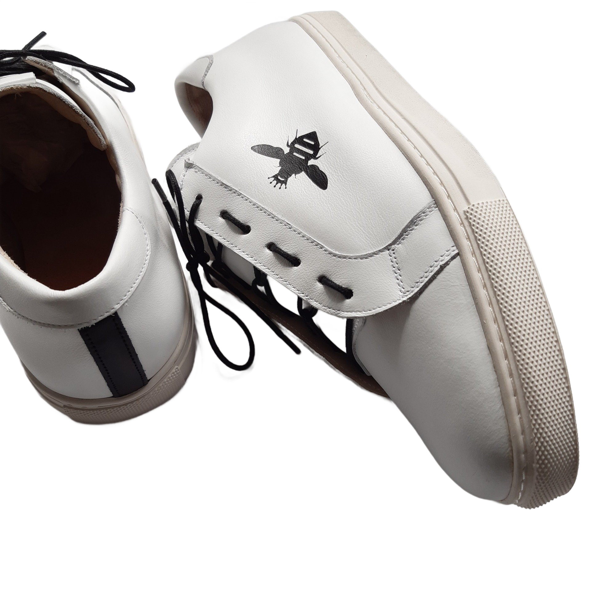 vegane handgemachte Sneaker-Zarini mit schwarzem Bienchen