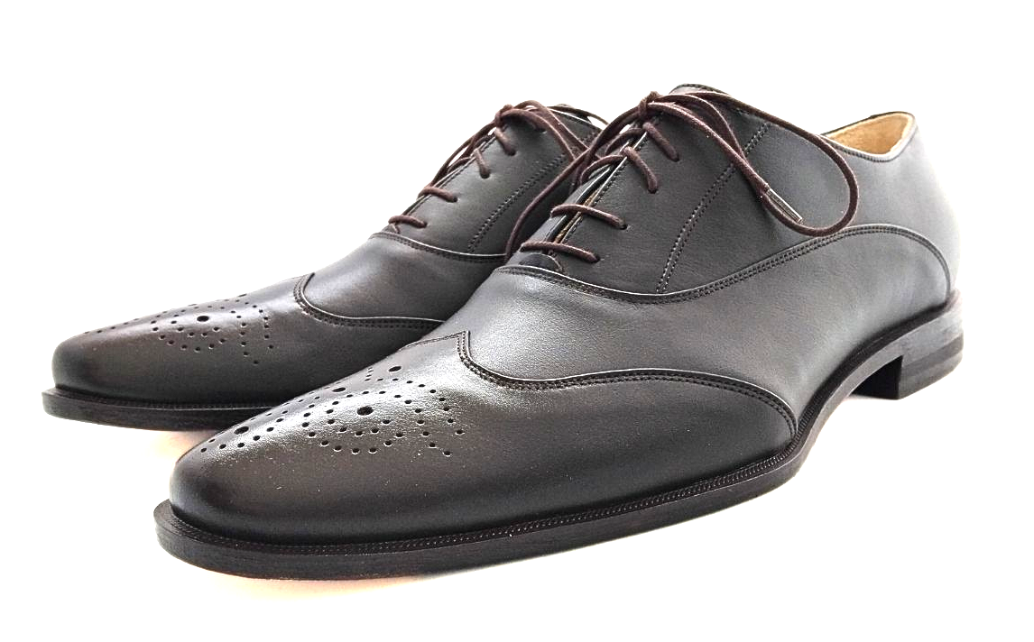 mehr Modellinspirationen Herrenoxfordschuhe mit Flügelkappe und Lyralochung