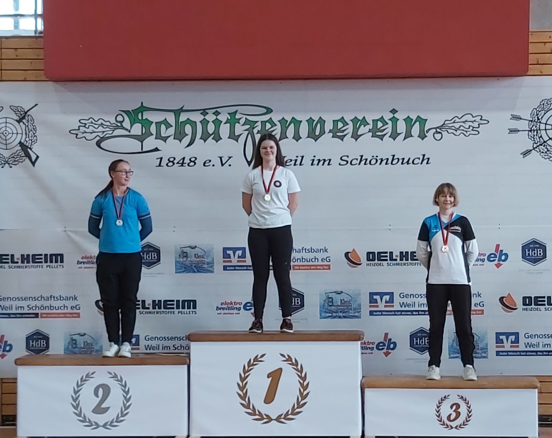 Siegertreppchen Bogenschützen Jugend