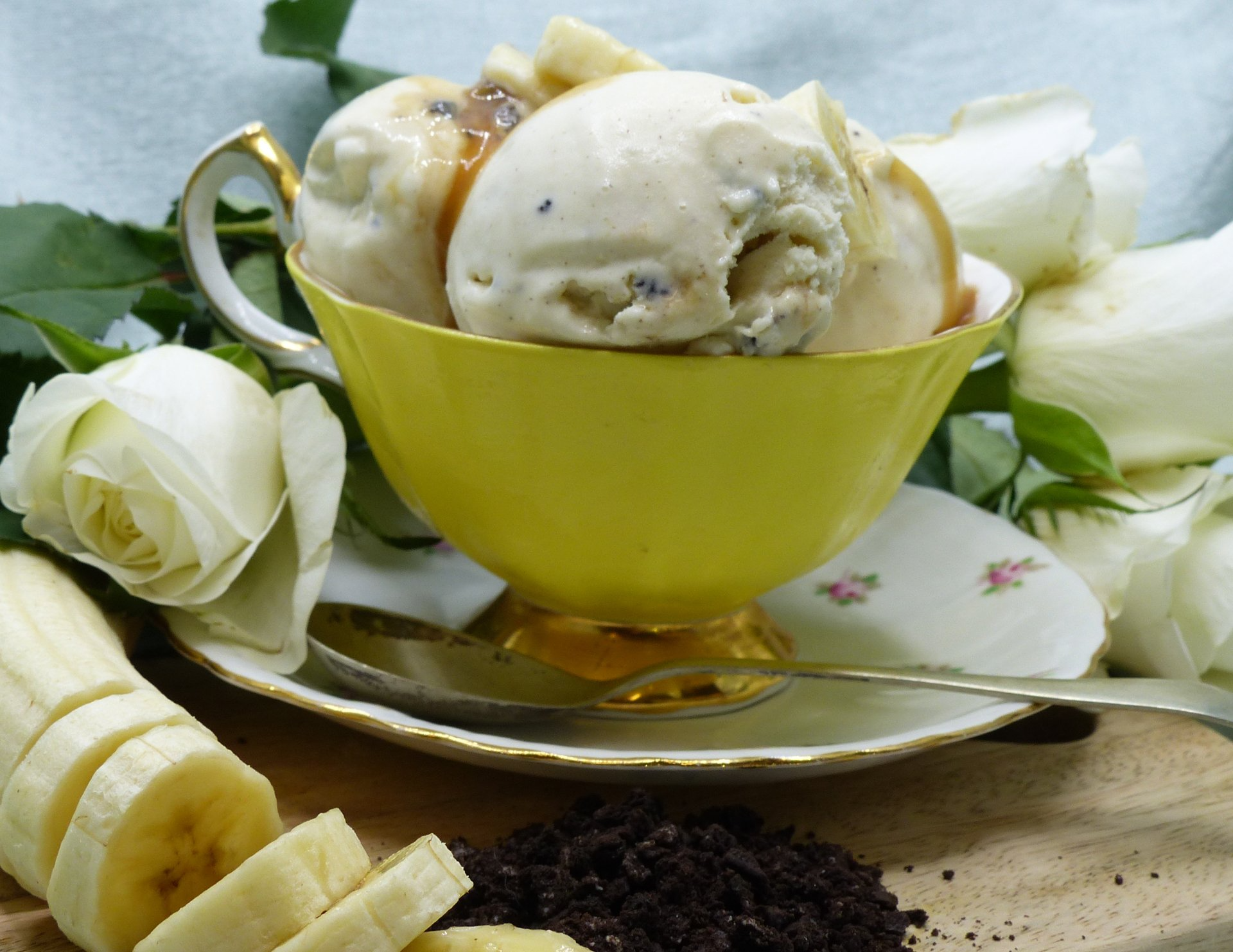 Rich Chocolate Ripple Ice Cream