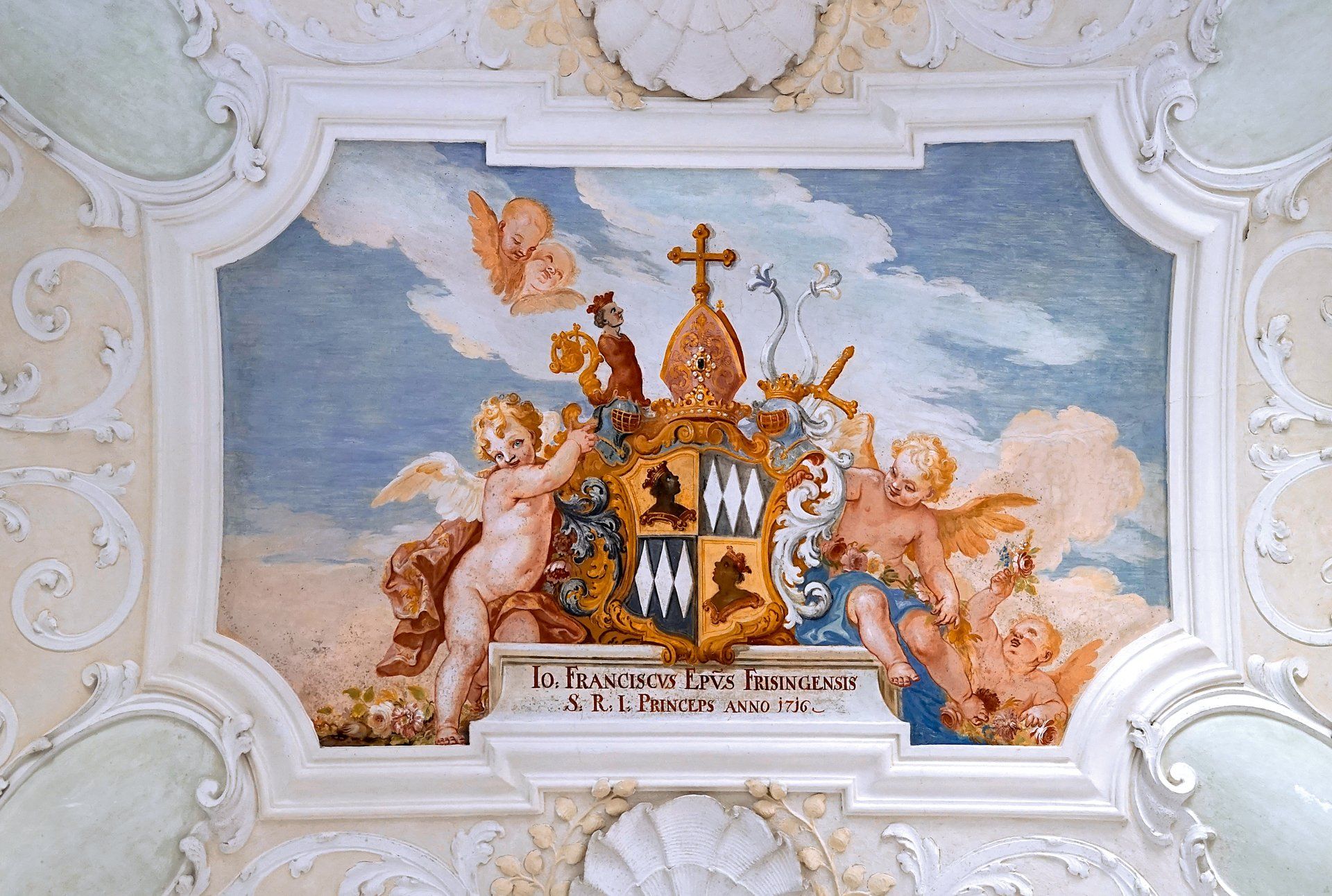 Freising Dom Kreuzgang 1319 Eine Insel in Bayern Freisinger Dom Kreuzgang