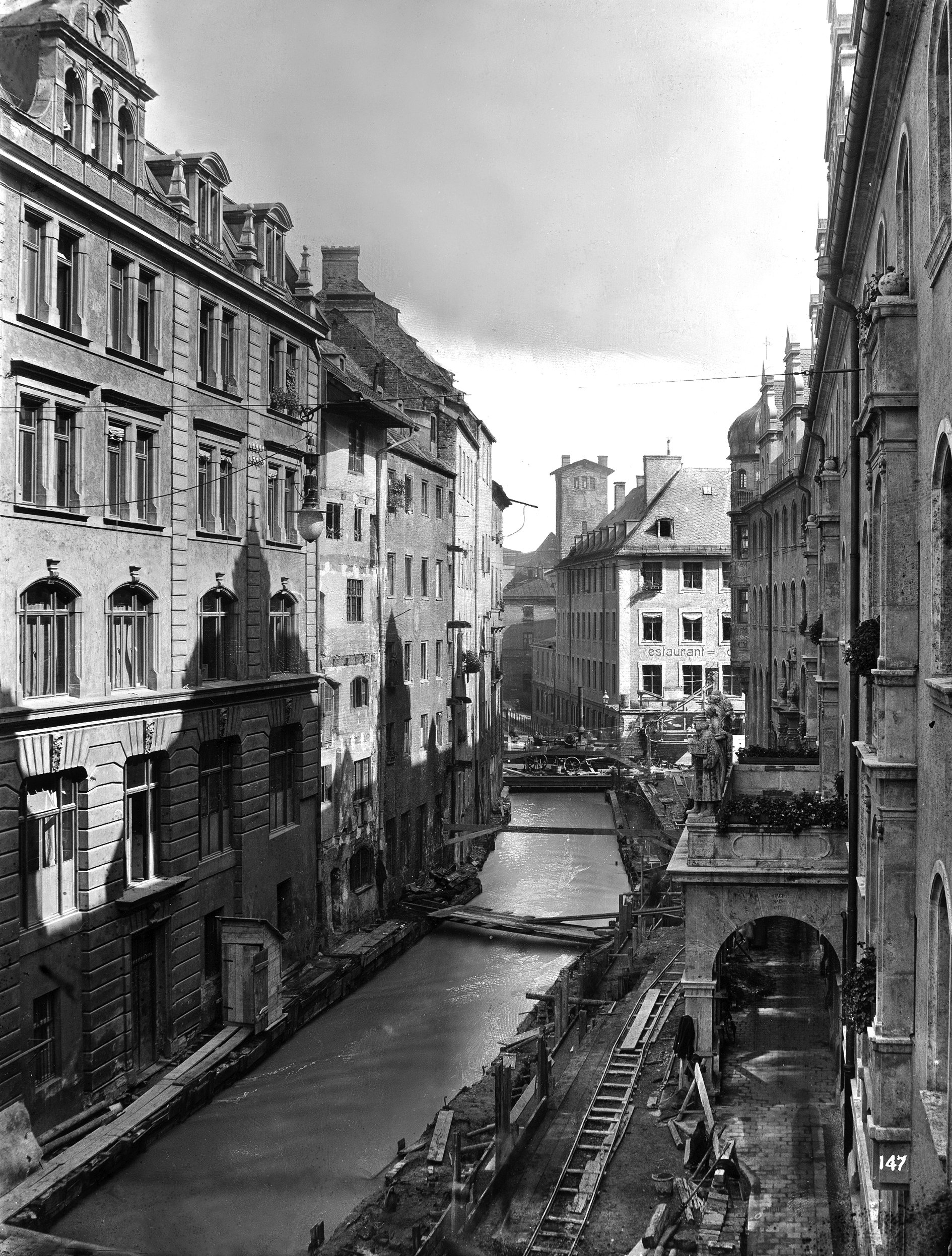 Münchner Stadtbäche Pfisterbach Münchner Stadtbäche Pfisterbach