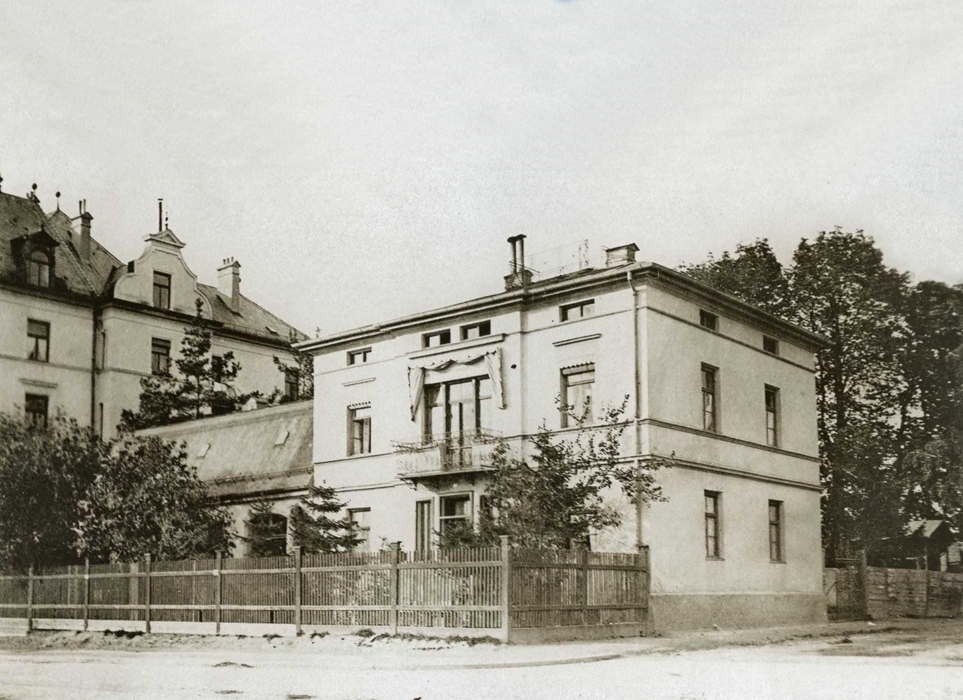 Albert-Roßhaupter-Straße Villa Brukmann