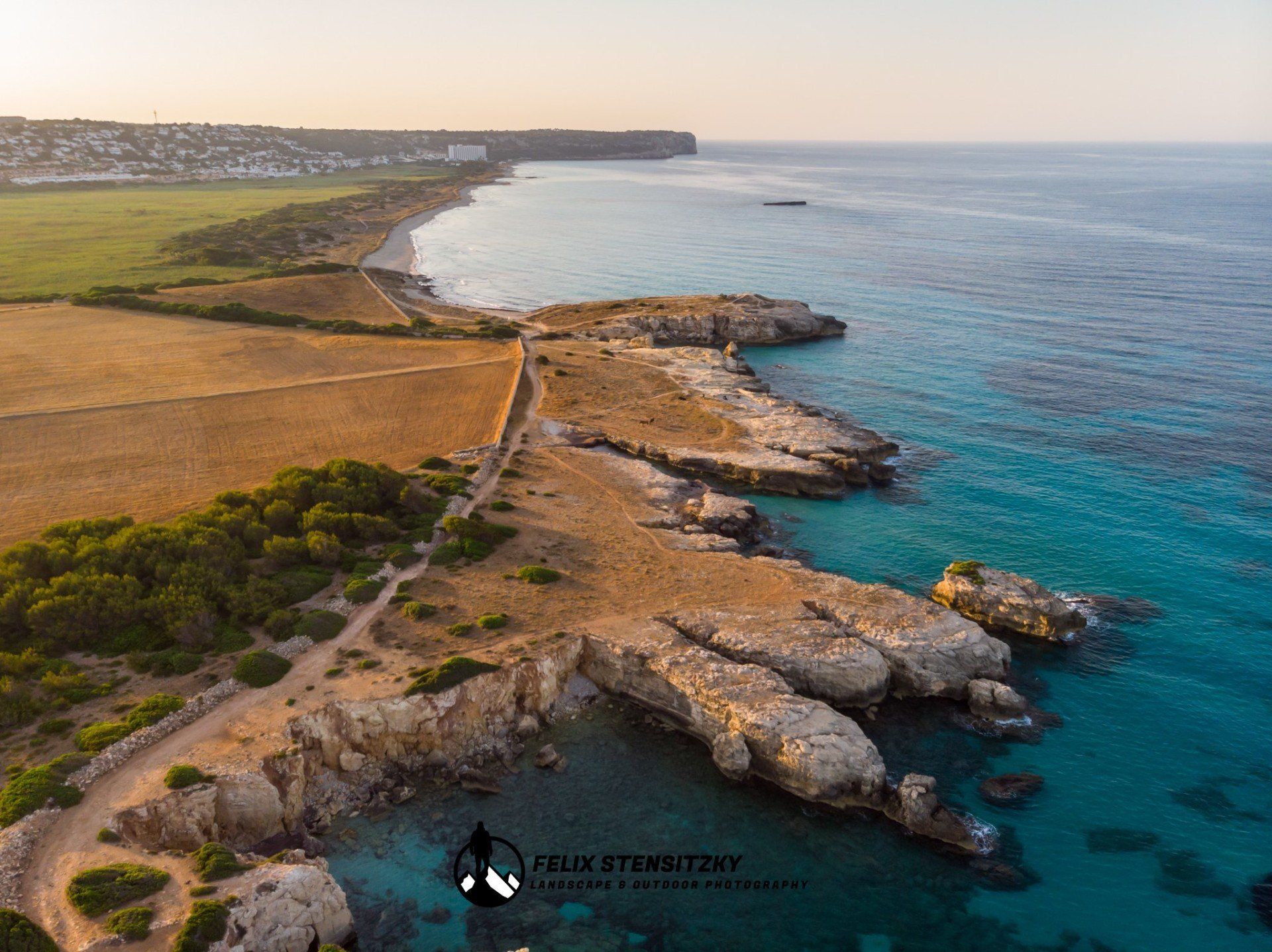 Drohnenfoto von der Küste auf Menorca