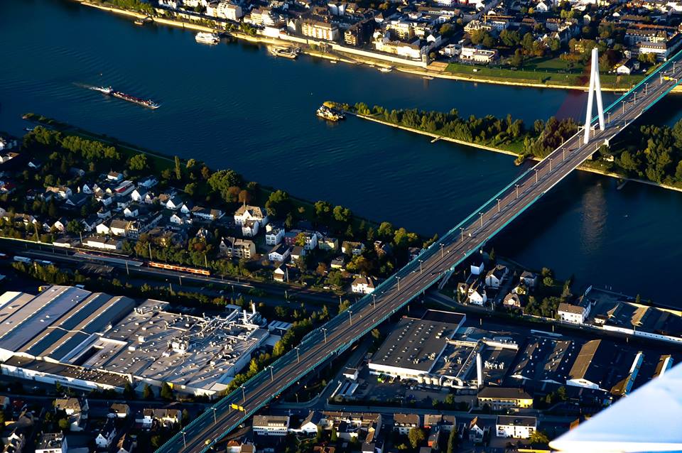 Raiffeisenbrücke und Weißenthurmer Werth / Foto: Gerhard Weng, Weißenthurm