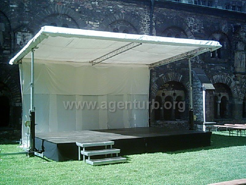 Festbühne