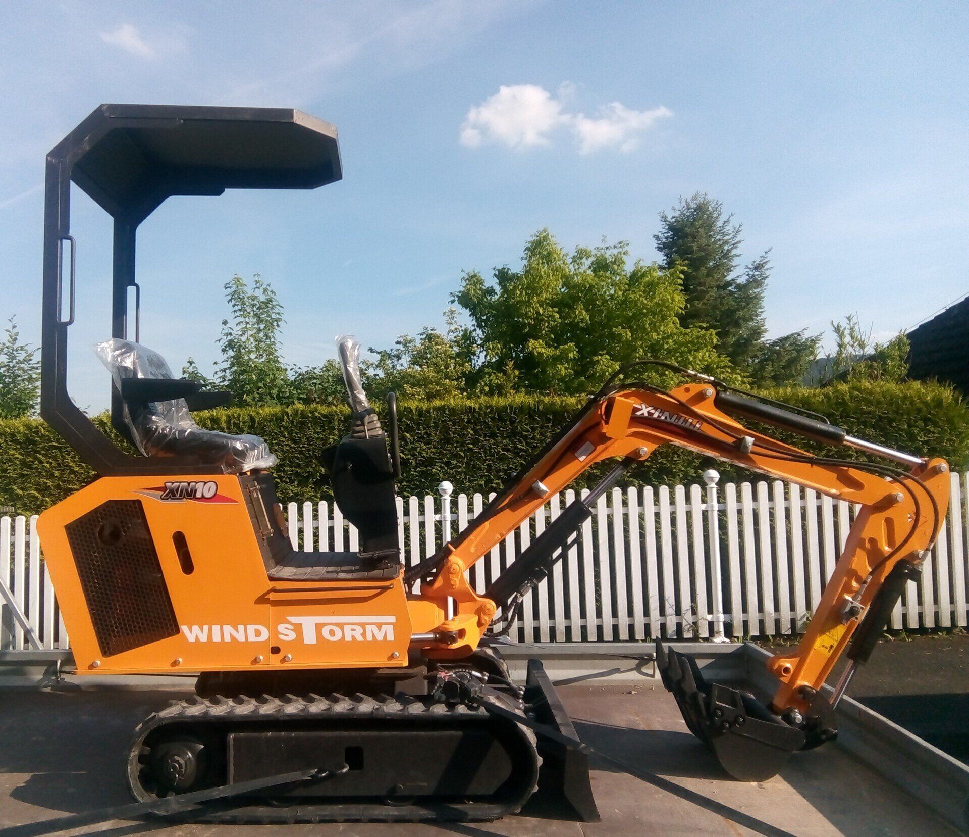 Minibagger XINIU XN 10 Rhinoceros 0,85 to Minibagger XINIU XN 10 Rhinoceros 0,85 to