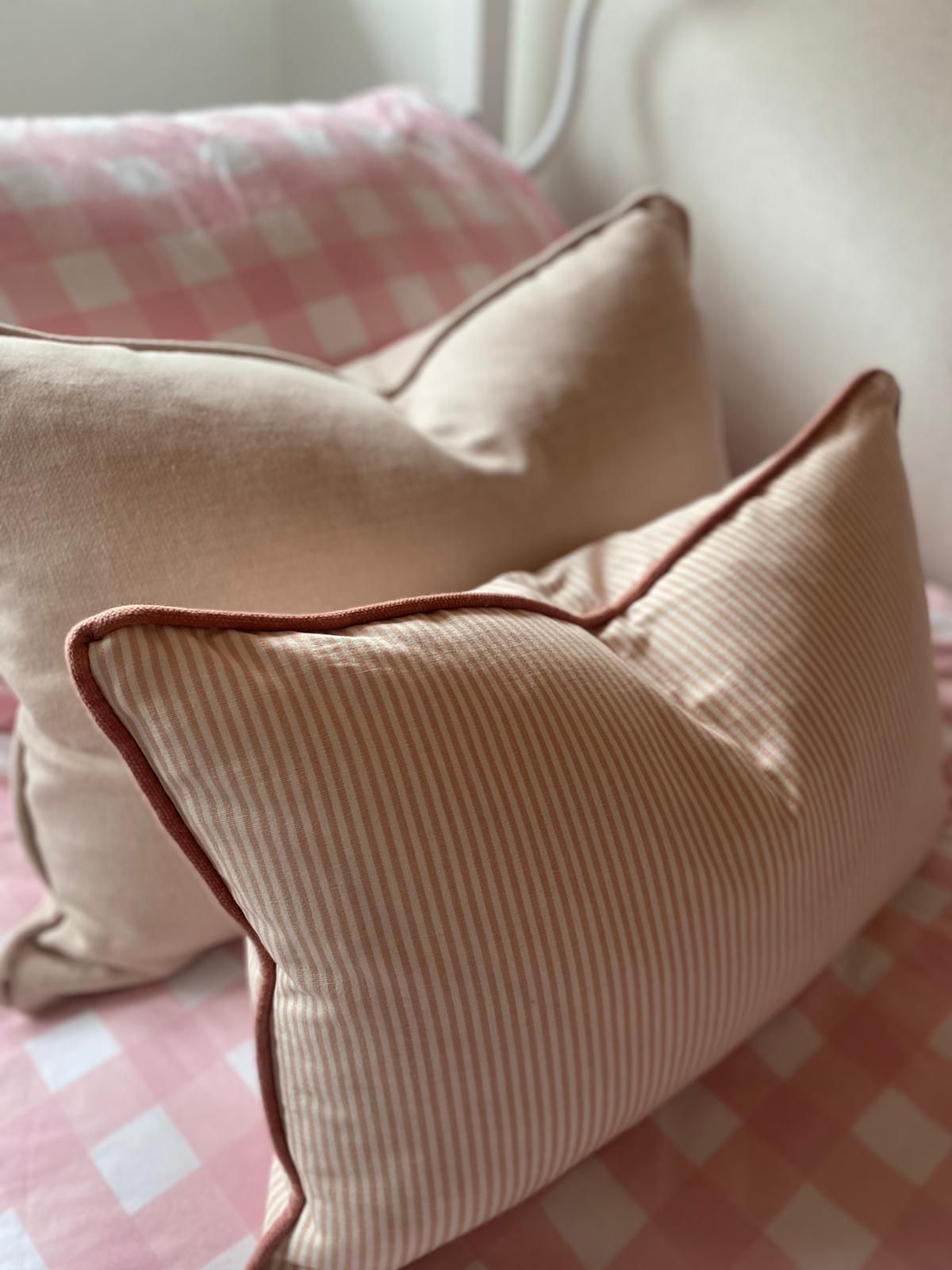 cushions, bespoke cushions, scatter cushions,  piped cushions