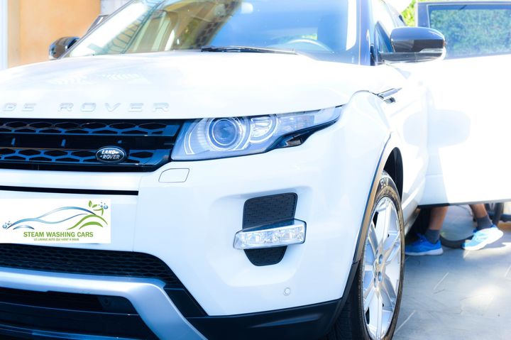 Pressing automobile, pressing véhicule, lavage auto, lavage véhicule, rénovation automobile, nettoyage intérieur voiture, nettoyage extérieur voiture, lavage auto intérieur, lavage auto extérieur, nettoyage voiture à la vapeur, nettoyage auto à la vapeur