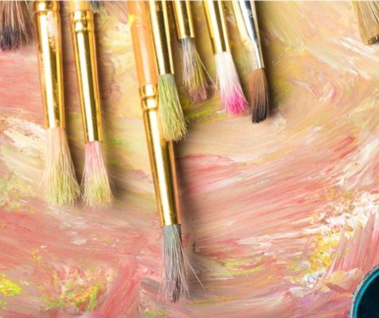 drawing of brain with righ hand side an explosion of colour