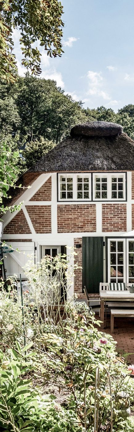 ORP ARCHITEKTEN Sanierung von zwei Wohnhäusern aus dem Jahr 1907