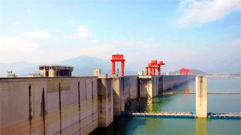 Bild: Drei-Schluchten-Staudamm, Yangtze