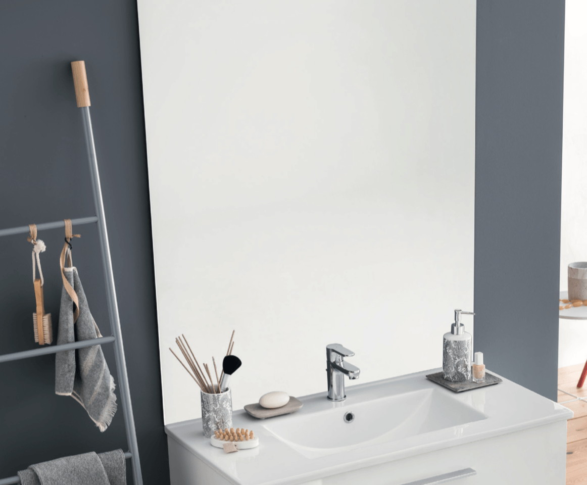 Meuble de salle de bains sur-mesure, évier toilette bois - Vilame Menuiserie