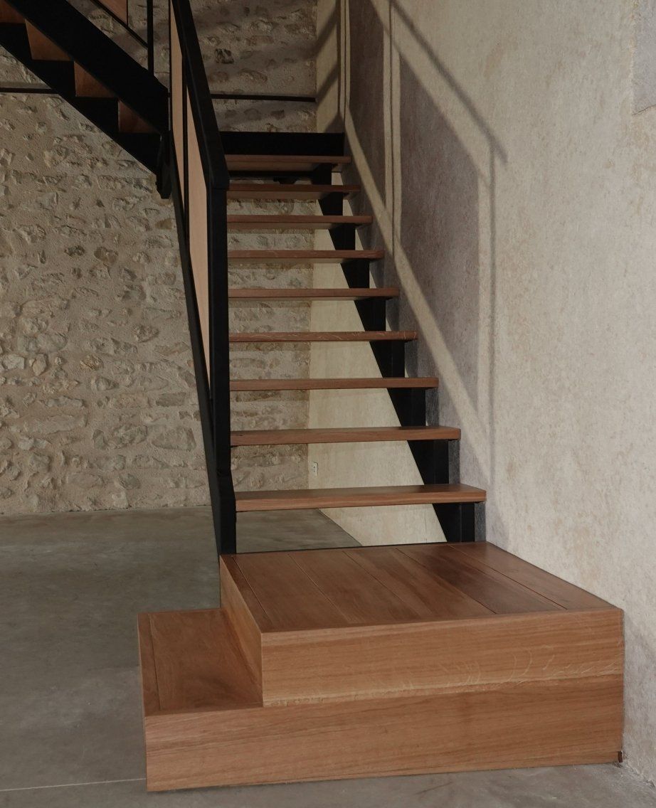 Escalier en bois Tours, Escalier sur-mesure Tours, escalier de fabrication artisanal Loches, Escalier de qualité Tours