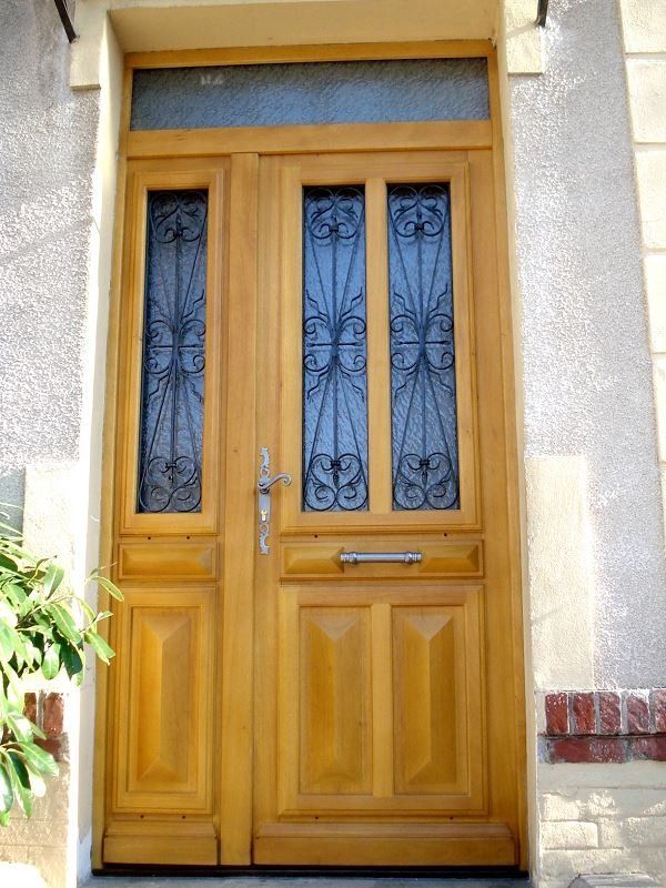 Porte d'entrée bois, vantaux inégaux - Vilame Menuiserie