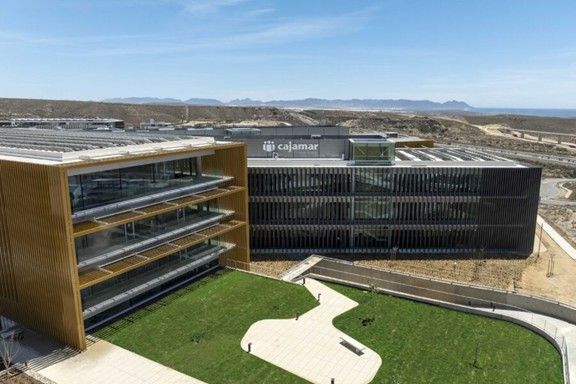 Grupo Cajamar: ciencia, compromiso e igualdad para romper barreras invisibles