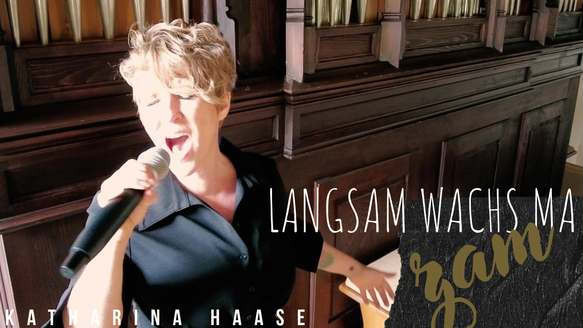 Katharina Haase singt Kirchensongs
