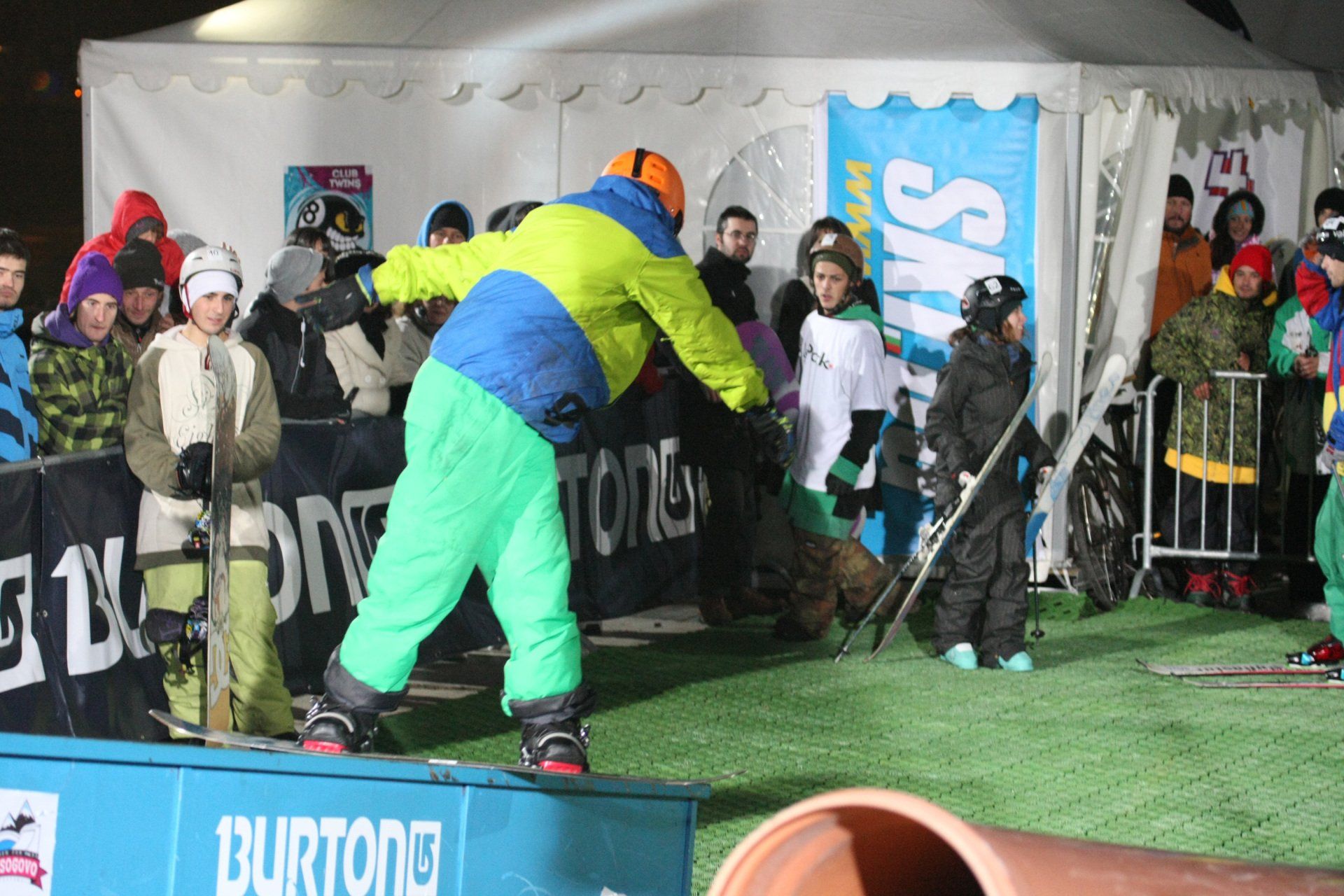 Sofia, Night event, slopestyle - skitrax world