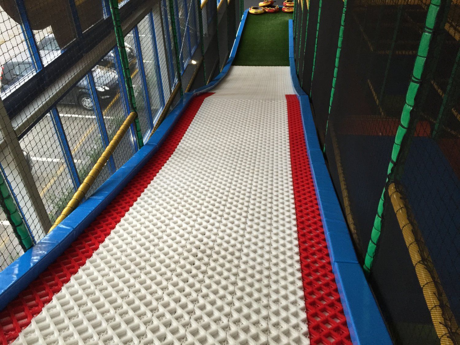 Mini Mono Bob und Zipfebob mit neuartiger PE Gleitplatte