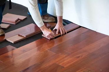 Montaggio Parquet Prefinito Flottante