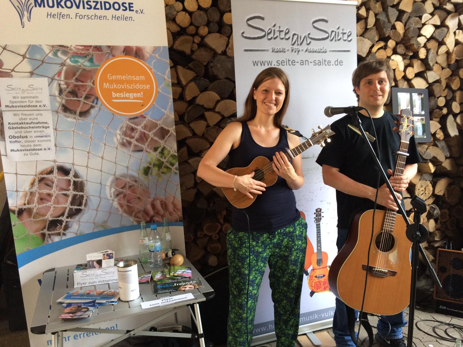 Seite-an-Saite Sammlung Mukoviszidose in Mertloch Conny Staebel Björn Klöckner Mukoviszidose in Mertloch Seite-an-Saite