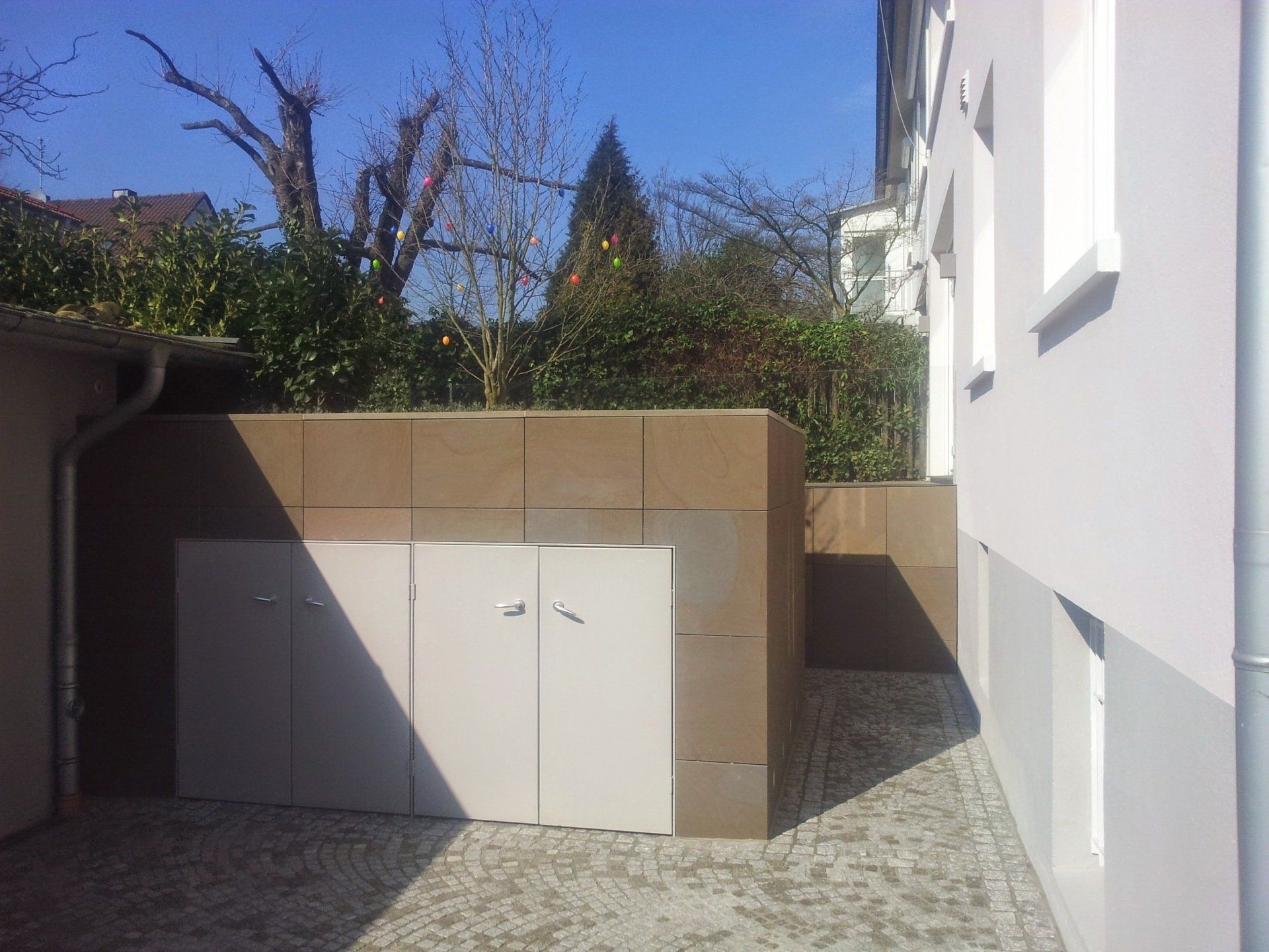 Hochwertige Außenanlagen aus Stein oder Keramik in Bottrop, Essen, Düsseldorf, Münster, Bochum.