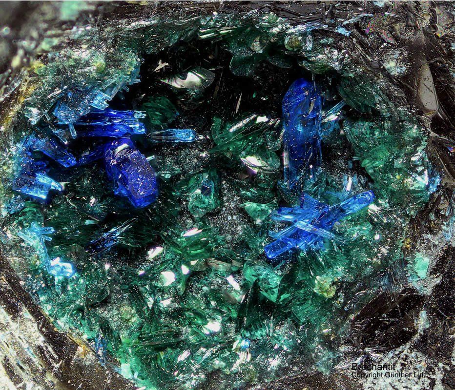 Mineralien Österreich Rauris Astenschmiede Brochantit