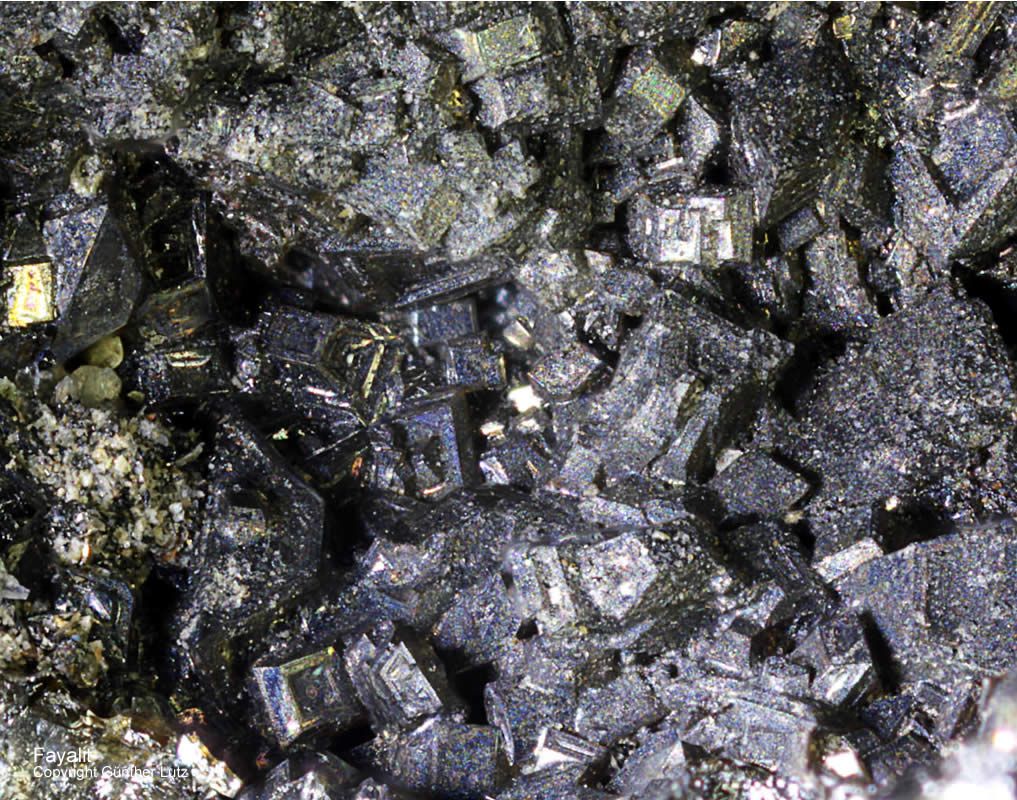 Mineralien Österreich Rauris Astenschmiede Fayalit