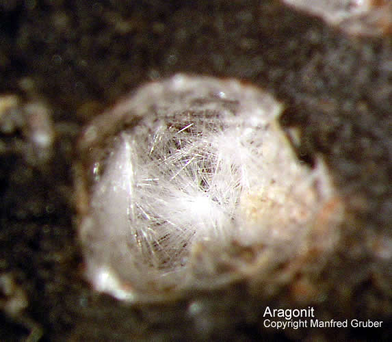 Sauerland Mineralien Altena Breitenhagen Aragonit