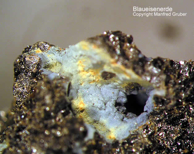 Sauerland Mineralien Altena Breitenhagen Blaueisenerde