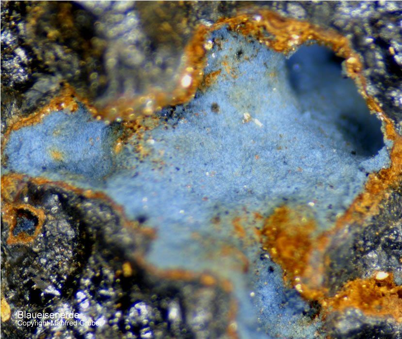 Sauerland Mineralien Altena Breitenhagen Blaueisenerde