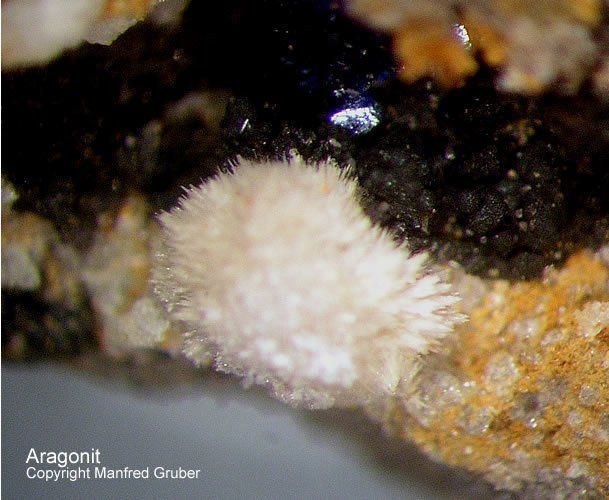 Hessen Mineralien Altenmittlau Aragonit